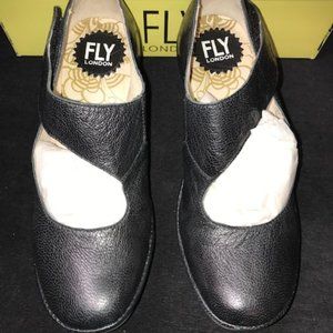 Fly London Yasi 861 Wide